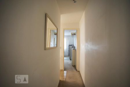 Casa à venda com 180m², 4 quartos e 2 vagas Casa à venda com 180m², 4 quartos e 2 vagasCorredor - Quartos
