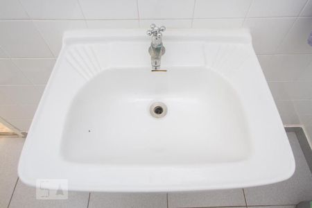 Casa à venda com 90m², 2 quartos e 1 vagaDetalhe Banheiro