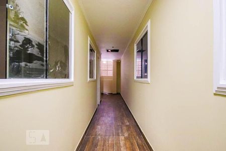 Apartamento para alugar com 40m², 1 quarto e sem vagaCorredor de acesso 