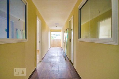 Apartamento para alugar com 40m², 1 quarto e sem vagaCorredor de acesso 