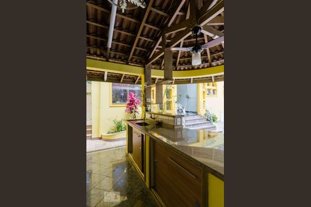 Casa à venda com 480m², 4 quartos e 5 vagas Casa à venda com 480m², 4 quartos e 5 vagasChurrasqueira