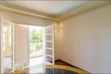 Casa à venda com 480m², 4 quartos e 5 vagas Casa à venda com 480m², 4 quartos e 5 vagasQuarto 2