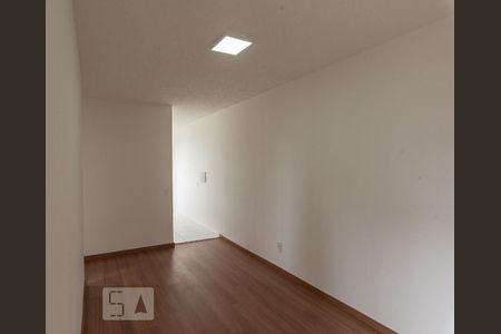 Sala de apartamento para alugar com 2 quartos, 43m² em Jardim São Gabriel, Campinas