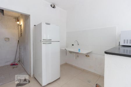 Cozinha de kitnet/studio para alugar com 1 quarto, 28m² em Parque Sao Luis, São Paulo