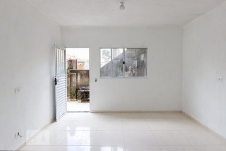Sala/Quarto de kitnet/studio para alugar com 1 quarto, 28m² em Parque Sao Luis, São Paulo