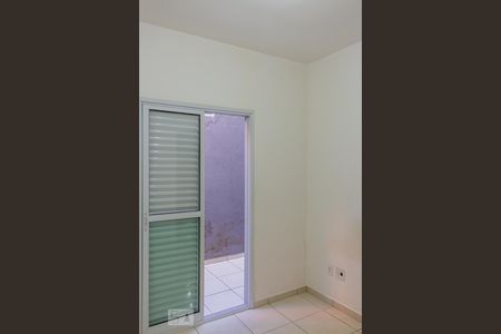 Quarto 2 de kitnet/studio à venda com 2 quartos, 53m² em Parque Gerassi, Santo André