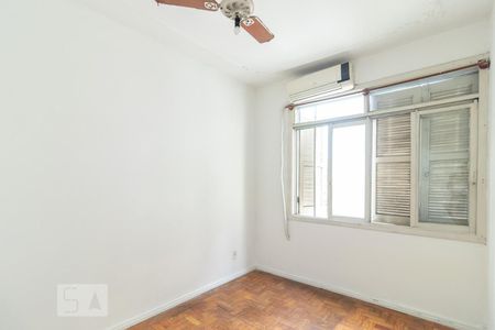 Quarto 2 de apartamento à venda com 2 quartos, 59m² em Floresta, Porto Alegre