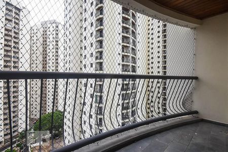 Varanda de apartamento para alugar com 3 quartos, 118m² em Chácara Agrindus, Taboão da Serra