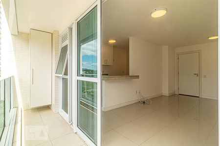 Varanda da Sala de apartamento à venda com 2 quartos, 77m² em Barra da Tijuca, Rio de Janeiro