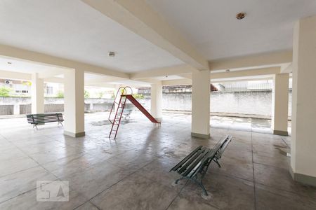 Apartamento à venda com 71m², 2 quartos e 1 vagaÁrea Comum - Playground