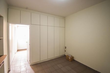 Sala de Apartamento com 1 quarto, 40m² Centro
