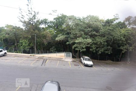 Apartamento para alugar com 65m², 3 quartos e 2 vagasQuarto 3 - vista da janela