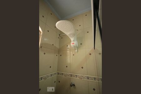 Casa à venda com 212m², 3 quartos e 1 vaga Casa à venda com 212m², 3 quartos e 1 vagaBanheiro