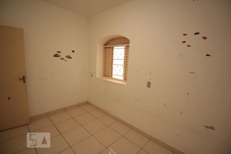 Casa à venda com 212m², 3 quartos e 1 vaga Casa à venda com 212m², 3 quartos e 1 vagaQuarto 4
