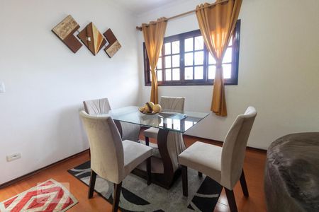 Sala de apartamento para alugar com 2 quartos, 70m² em Vila Vitoria, Santo André