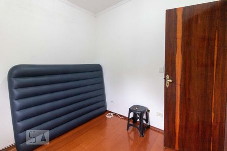Dormitório 1 de apartamento para alugar com 2 quartos, 70m² em Vila Vitoria, Santo André