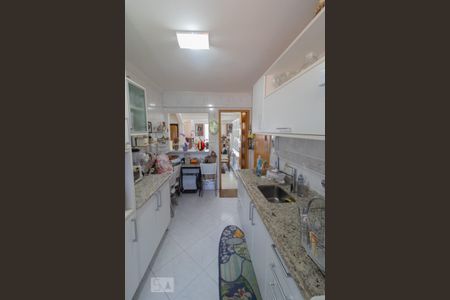 Apartamento à venda com 87m², 2 quartos e 2 vagas Apartamento à venda com 87m², 2 quartos e 2 vagasCozinha