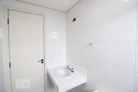 Apartamento à venda com 134m², 3 quartos e 3 vagasBanheiro 3 social