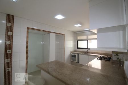 Apartamento à venda com 134m², 3 quartos e 3 vagasCozinha