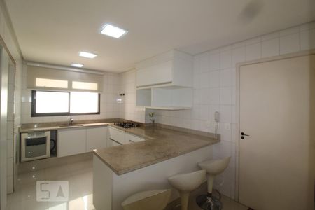 Apartamento à venda com 134m², 3 quartos e 3 vagasCozinha