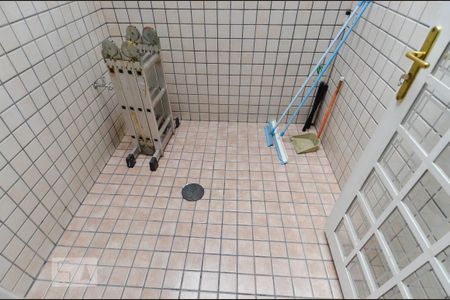 Casa para alugar com 250m², 5 quartos e 2 vagasJardim de Inverno