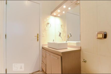 Casa para alugar com 250m², 5 quartos e 2 vagasBanheiro da Suíte 2