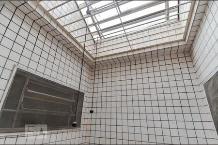 Casa para alugar com 250m², 5 quartos e 2 vagasJardim de Inverno