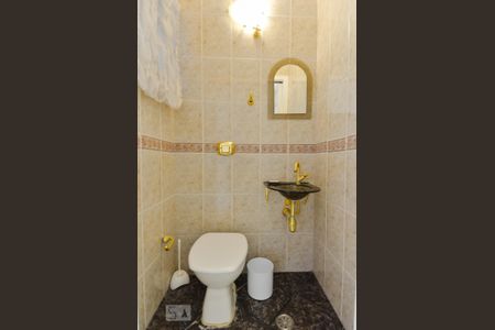 Casa para alugar com 250m², 5 quartos e 2 vagasBanheiro