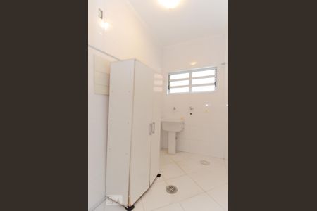 Casa para alugar com 250m², 5 quartos e 2 vagasÁrea de Serviço