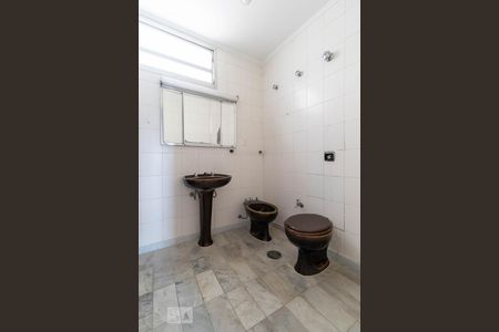 Apartamento para alugar com 180m², 4 quartos e 2 vagasBanheiro da Suíte