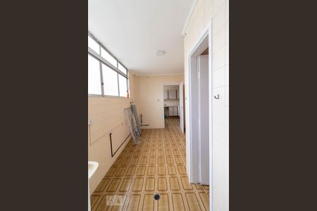 Apartamento para alugar com 180m², 4 quartos e 2 vagasÁrea de serviço