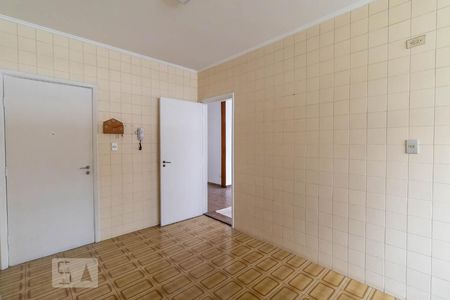 Apartamento para alugar com 180m², 4 quartos e 2 vagasCopa