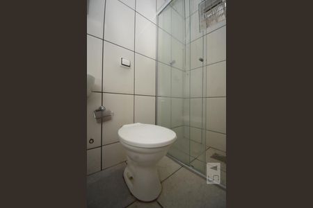 Banheiro de casa para alugar com 1 quarto, 50m² em Taguatinga Sul, Brasília