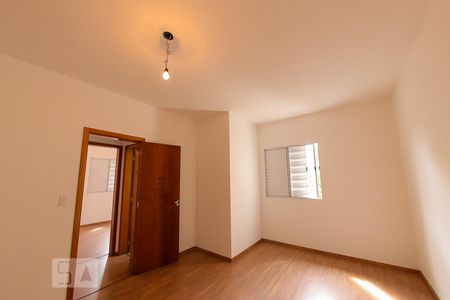Casa de condomínio para alugar com 110m², 3 quartos e 2 vagasSuite
