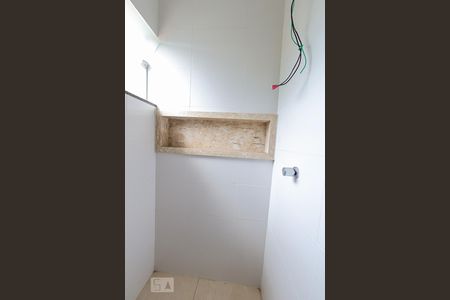 Casa de condomínio para alugar com 110m², 3 quartos e 2 vagasBanheiro