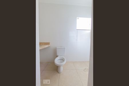 Casa de condomínio para alugar com 110m², 3 quartos e 2 vagasBanheiro