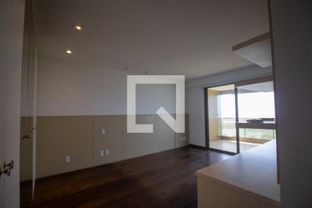 Apartamento à venda com 278m², 4 quartos e 4 vagasSuíte 4