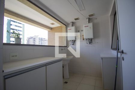Apartamento à venda com 278m², 4 quartos e 4 vagasCozinha e Área de Serviço