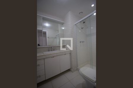 Apartamento à venda com 278m², 4 quartos e 4 vagasBanheiro da Suíte 2