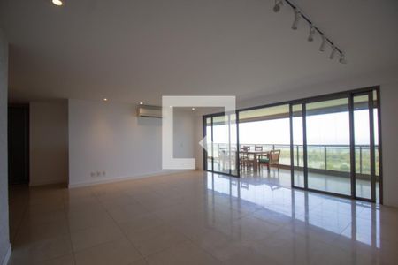Sala de apartamento à venda com 4 quartos, 278m² em Barra da Tijuca, Rio de Janeiro