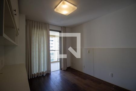 Apartamento à venda com 278m², 4 quartos e 4 vagasSuíte 2