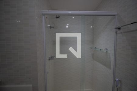 Apartamento à venda com 278m², 4 quartos e 4 vagasBanheiro da Suíte 2