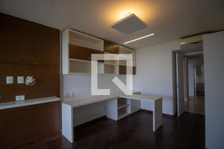 Apartamento à venda com 278m², 4 quartos e 4 vagasSuíte 1