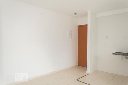 Sala de apartamento para alugar com 2 quartos, 50m² em Luz, Nova Iguaçu