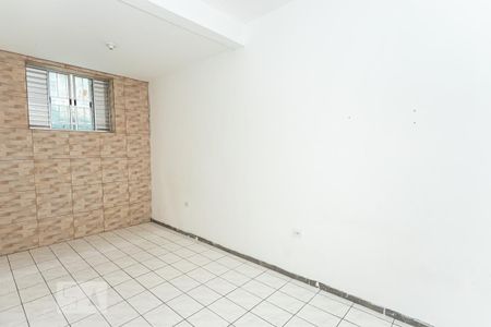 Quarto de casa para alugar com 1 quarto, 45m² em Vila Zat, São Paulo