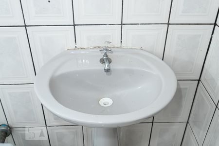 Casa para alugar com 45m², 1 quarto e sem vaga Casa para alugar com 45m², 1 quarto e sem vagaBanheiro