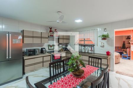 Casa à venda com 280m², 3 quartos e 4 vagasCozinha