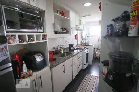 Apartamento para alugar com 74m², 2 quartos e 1 vagaCozinha