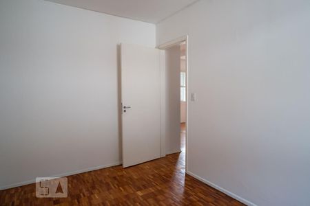 Quarto 1 de apartamento à venda com 2 quartos, 62m² em Cristal, Porto Alegre