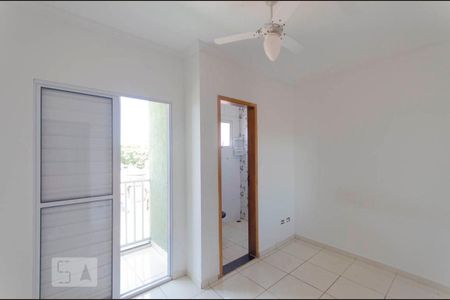 Suíte 2 de casa para alugar com 2 quartos, 70m² em Vila Buenos Aires, São Paulo